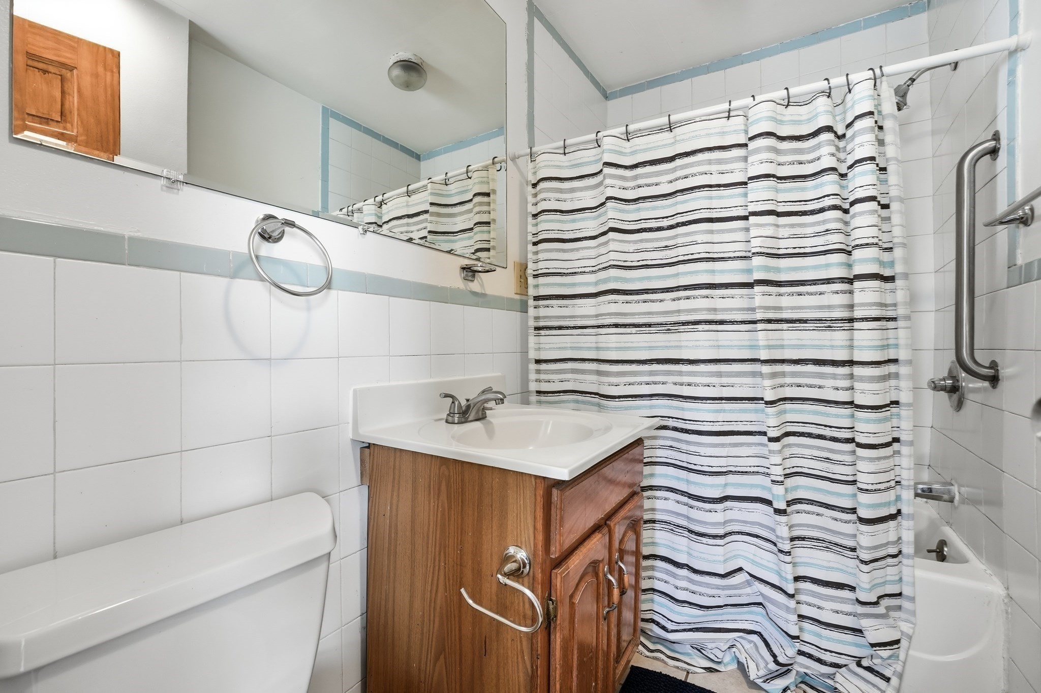 295 Main Property Photo 6