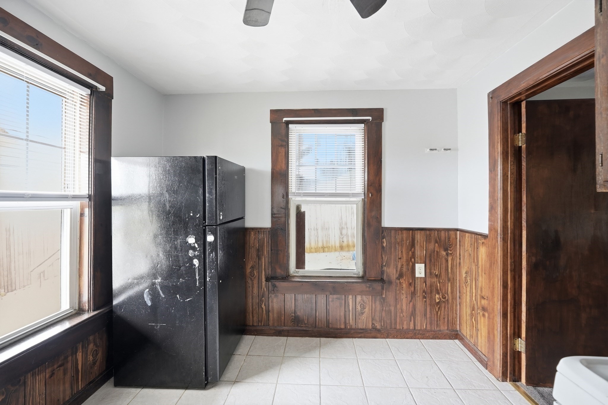 295 Main Property Photo 10