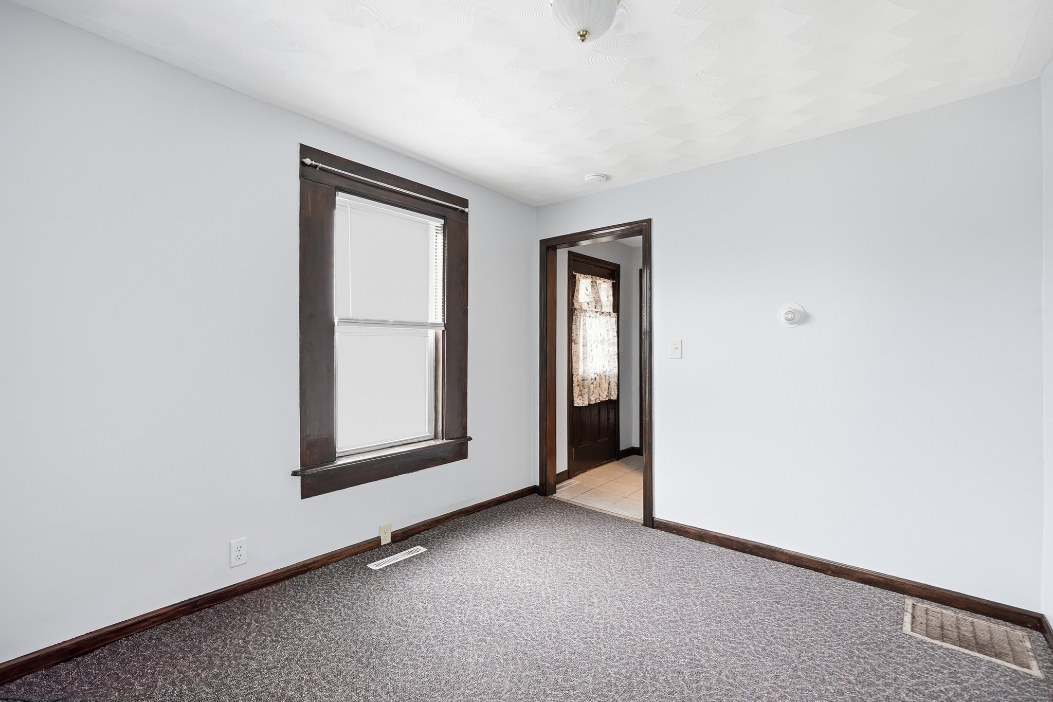 295 Main Property Photo 12