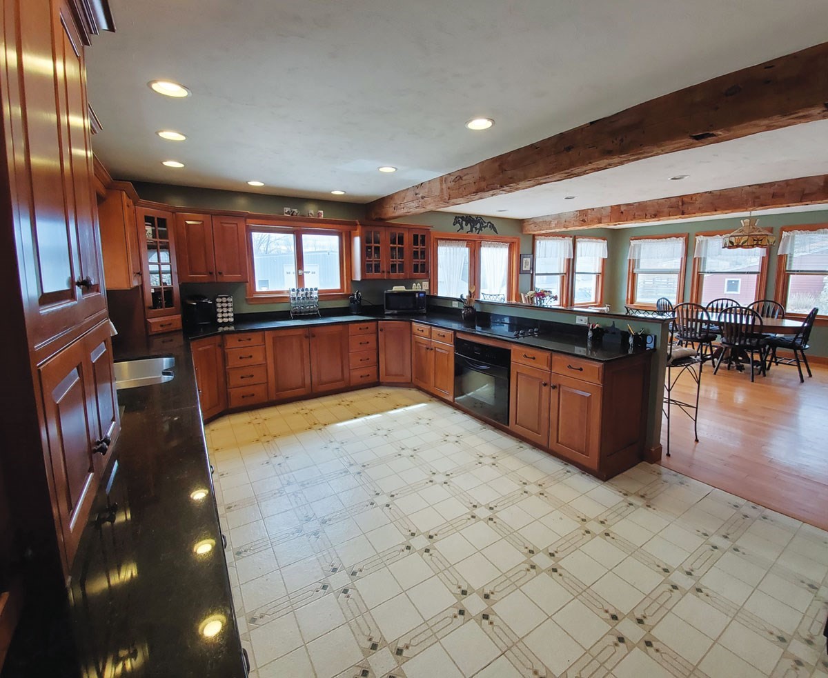 64 Arch Street Property Photo 8