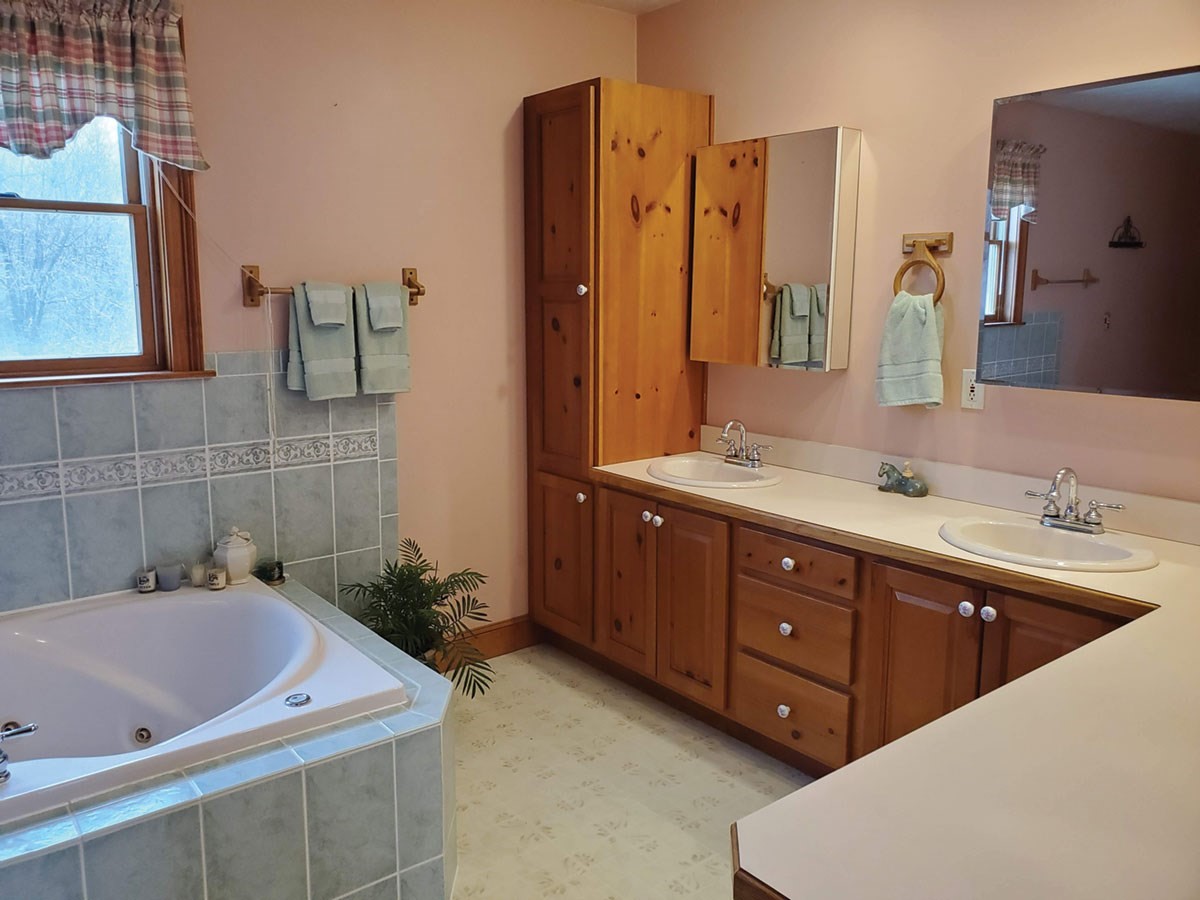 64 Arch Street Property Photo 19