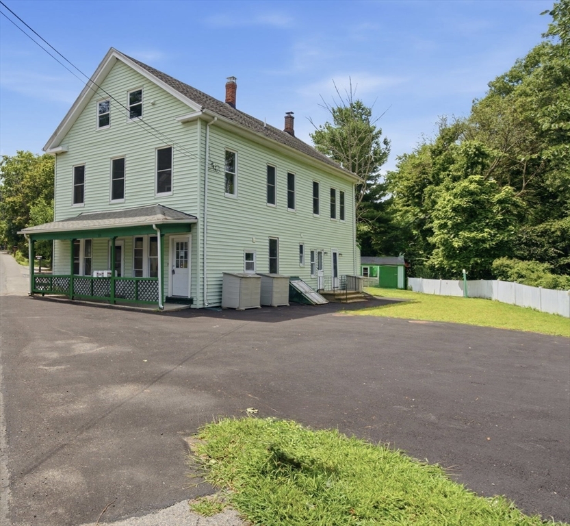 114 Haverhill St Property Photo 2
