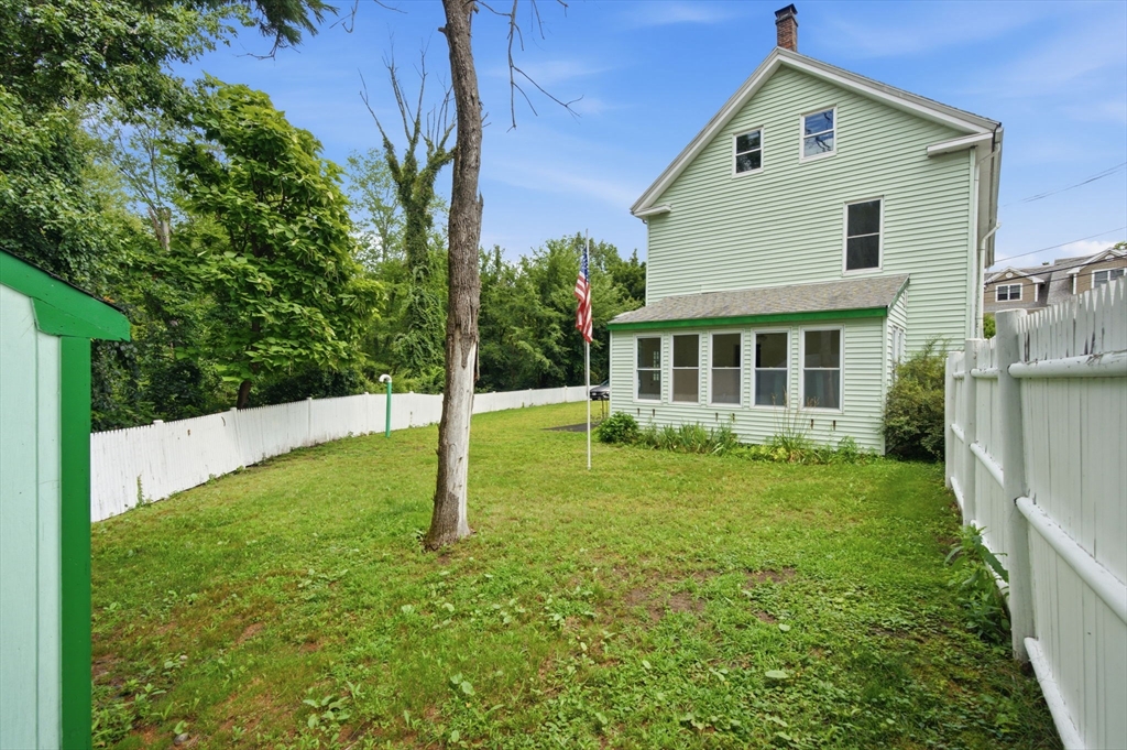 114 Haverhill St Property Photo 29