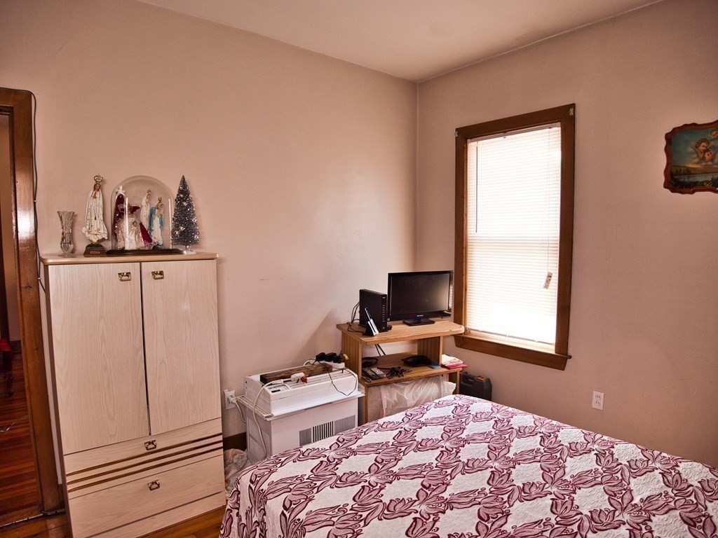 14-28 Downing St Property Photo 29