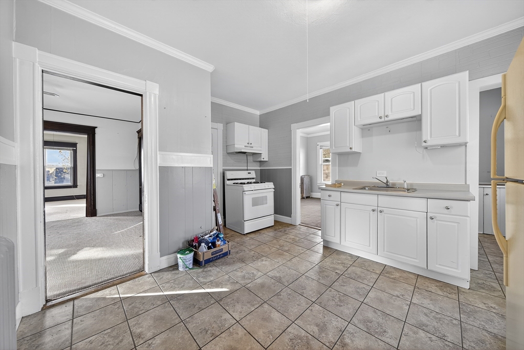 95 Washington St Property Photo 3