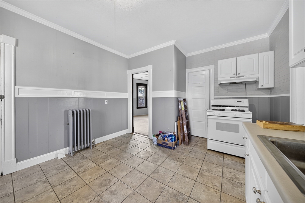 95 Washington St Property Photo 5