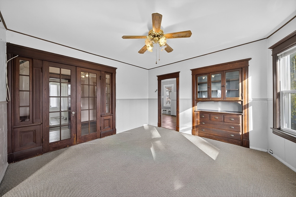 95 Washington St Property Photo 8