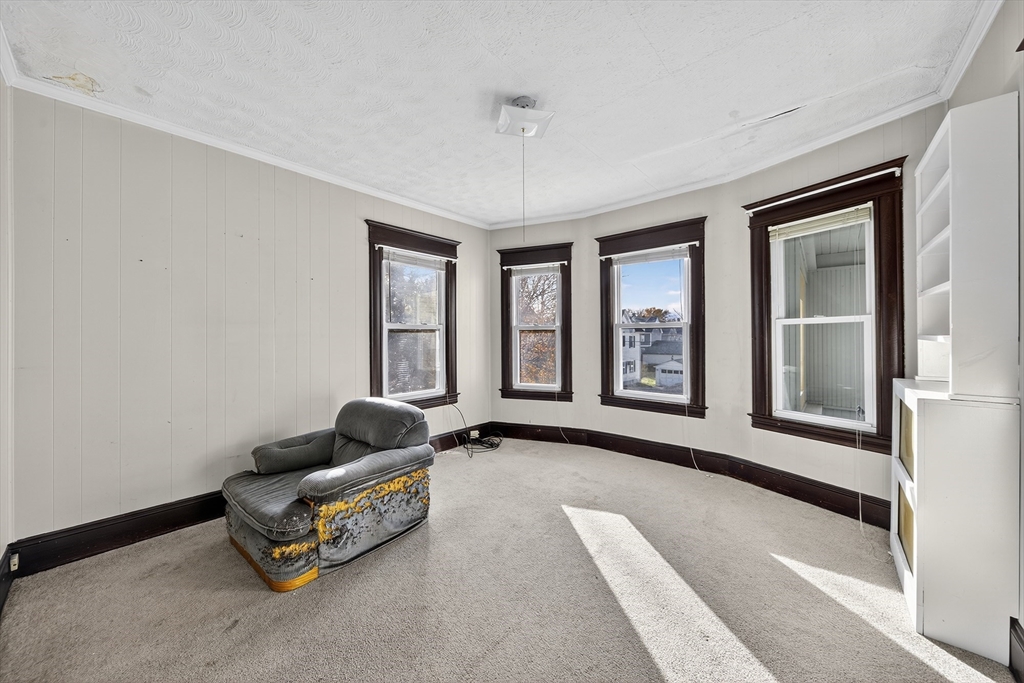 95 Washington St Property Photo 10