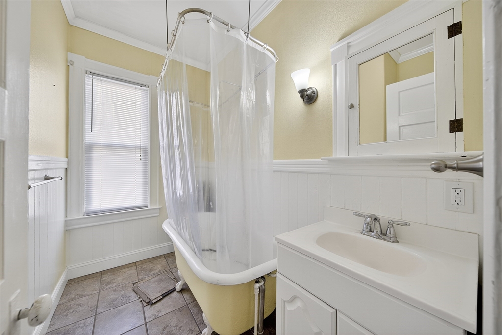 95 Washington St Property Photo 26