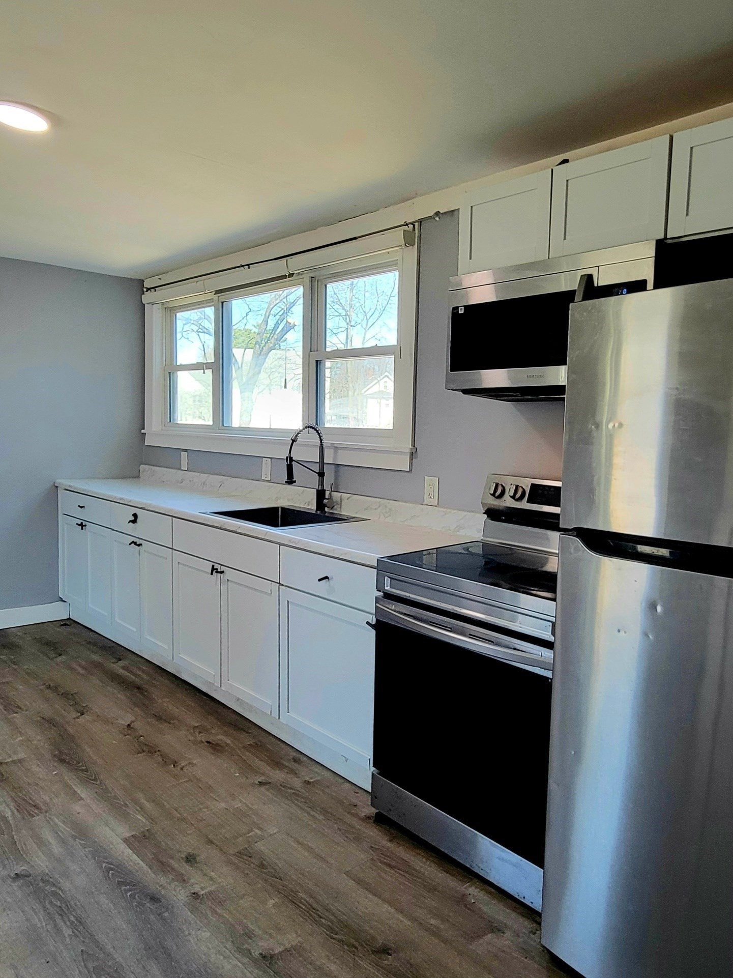 136 Commonwealth Rd Property Photo 25