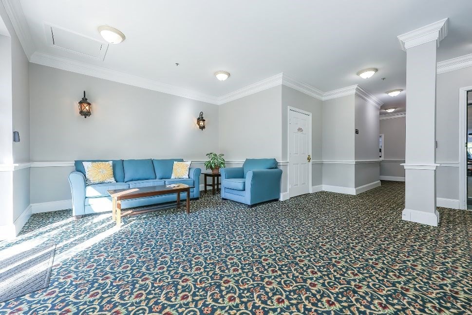 414 Mt Hope Street # 309 Property Photo 8