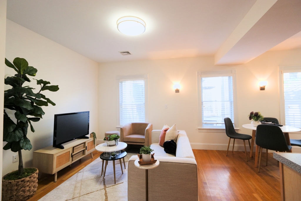 296 West 3rd # U1 Property Photo 1
