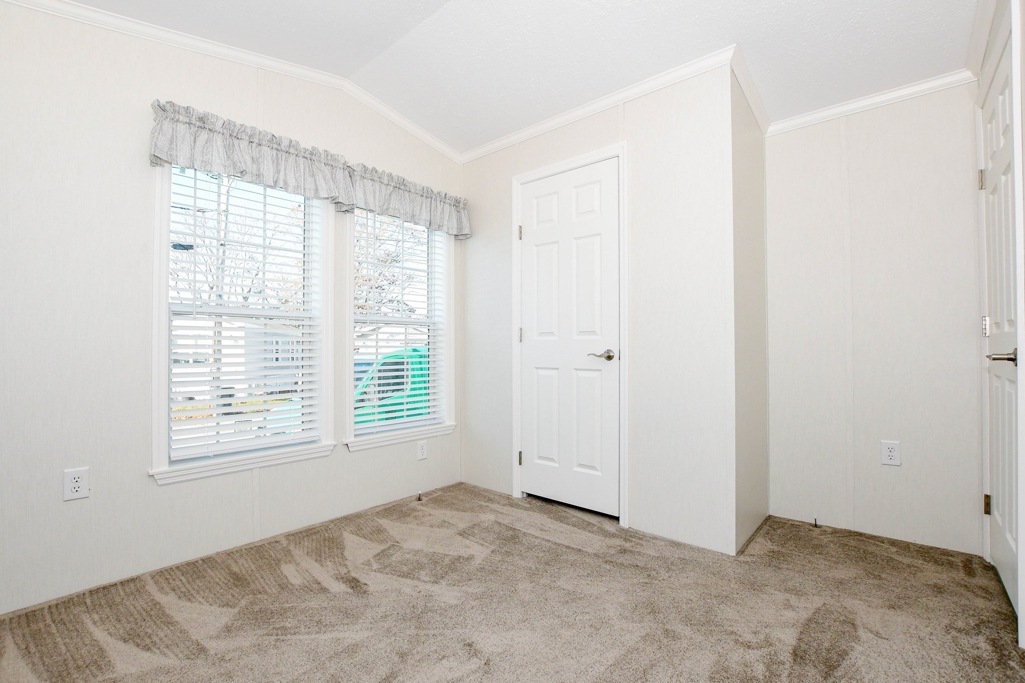3040 Cranberry Hwy # 32 Property Photo 17
