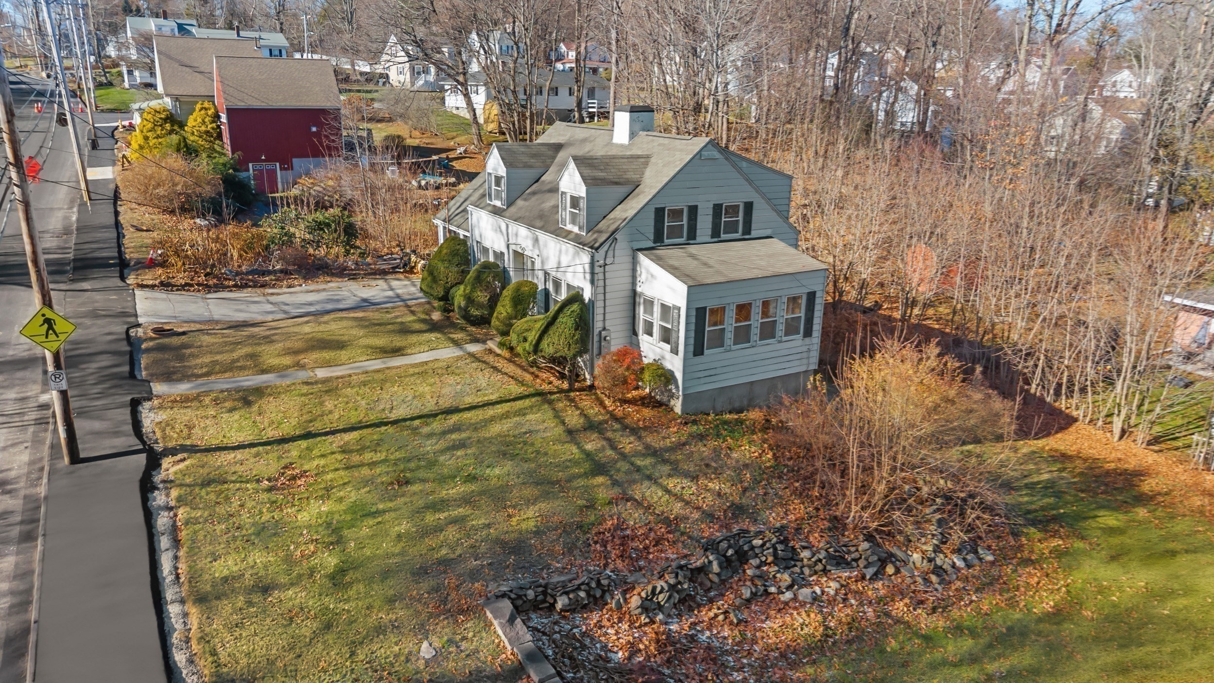 212 Pearl St Property Photo 4