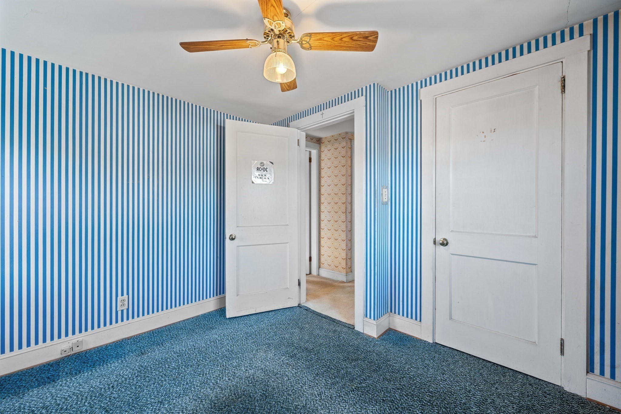 212 Pearl St Property Photo 23