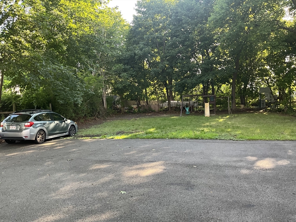 50 Linden Park Property Photo 3