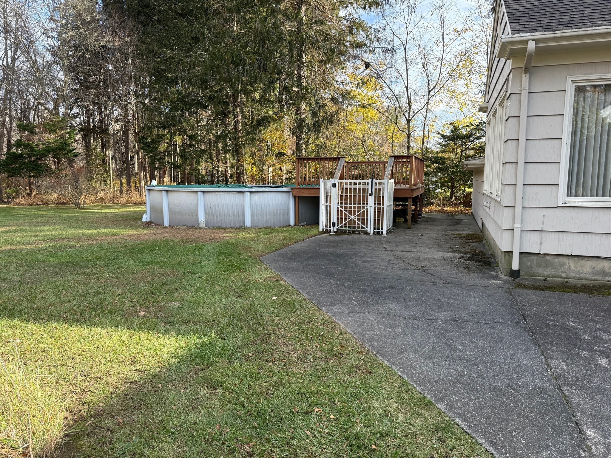 179 Rockland St. Property Photo 3