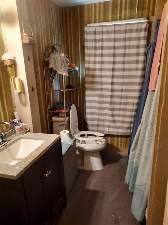 6 Southeast St Property Photo 6