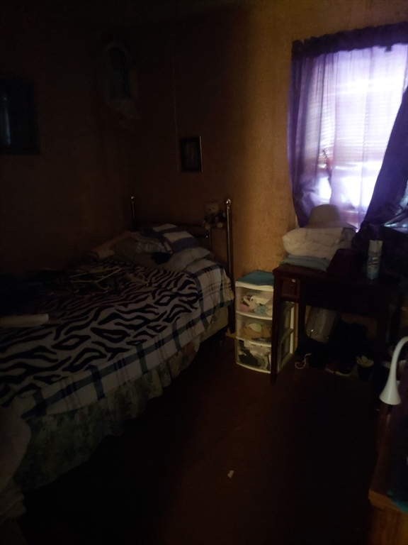 6 Southeast St Property Photo 10