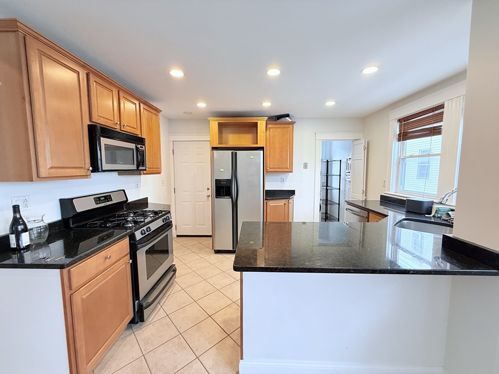 2A Victoria St # 2A Property Photo 1
