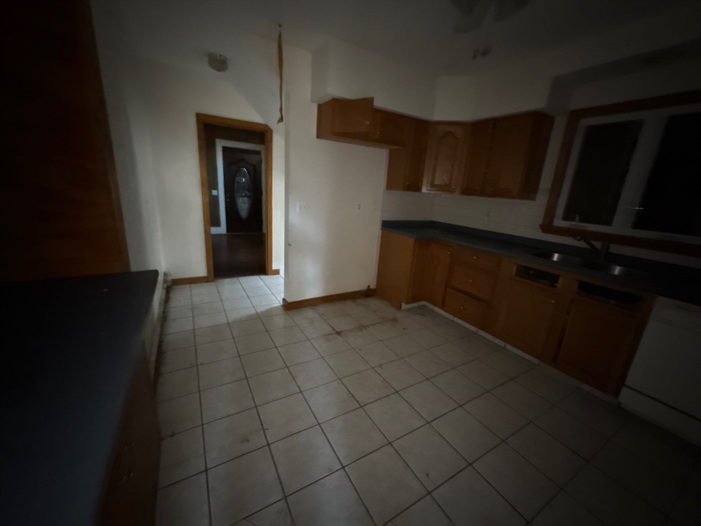 139 Babcock St Property Photo 9