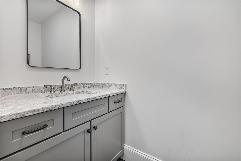 37 Lantern Lane Property Photo 19