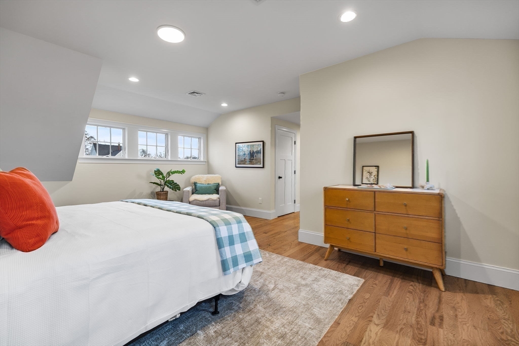 37 Lantern Lane Property Photo 24