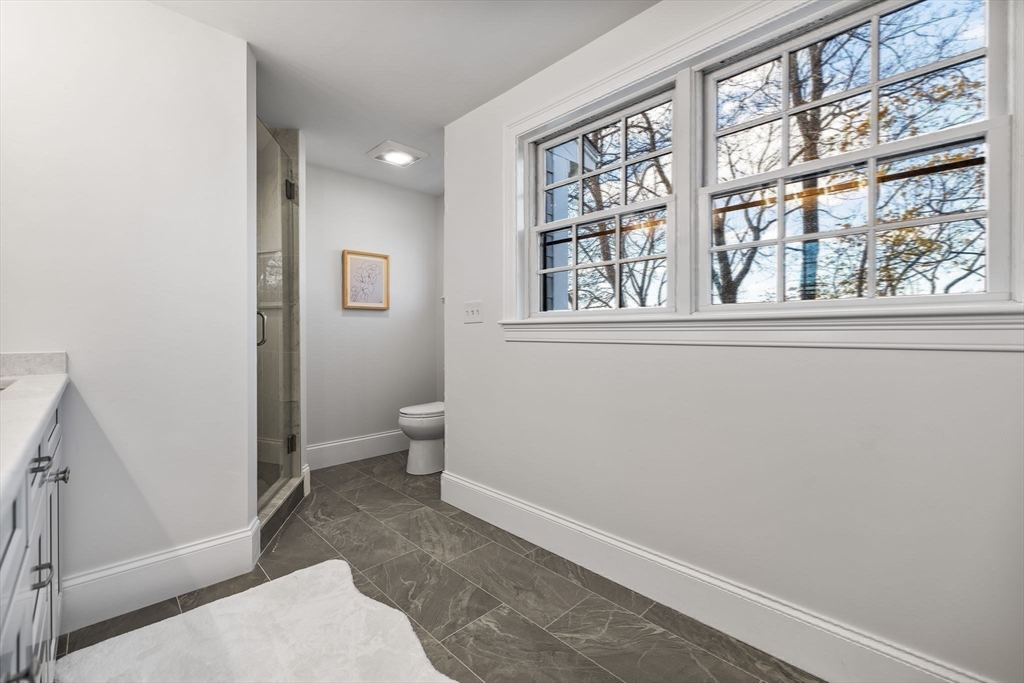 37 Lantern Lane Property Photo 28