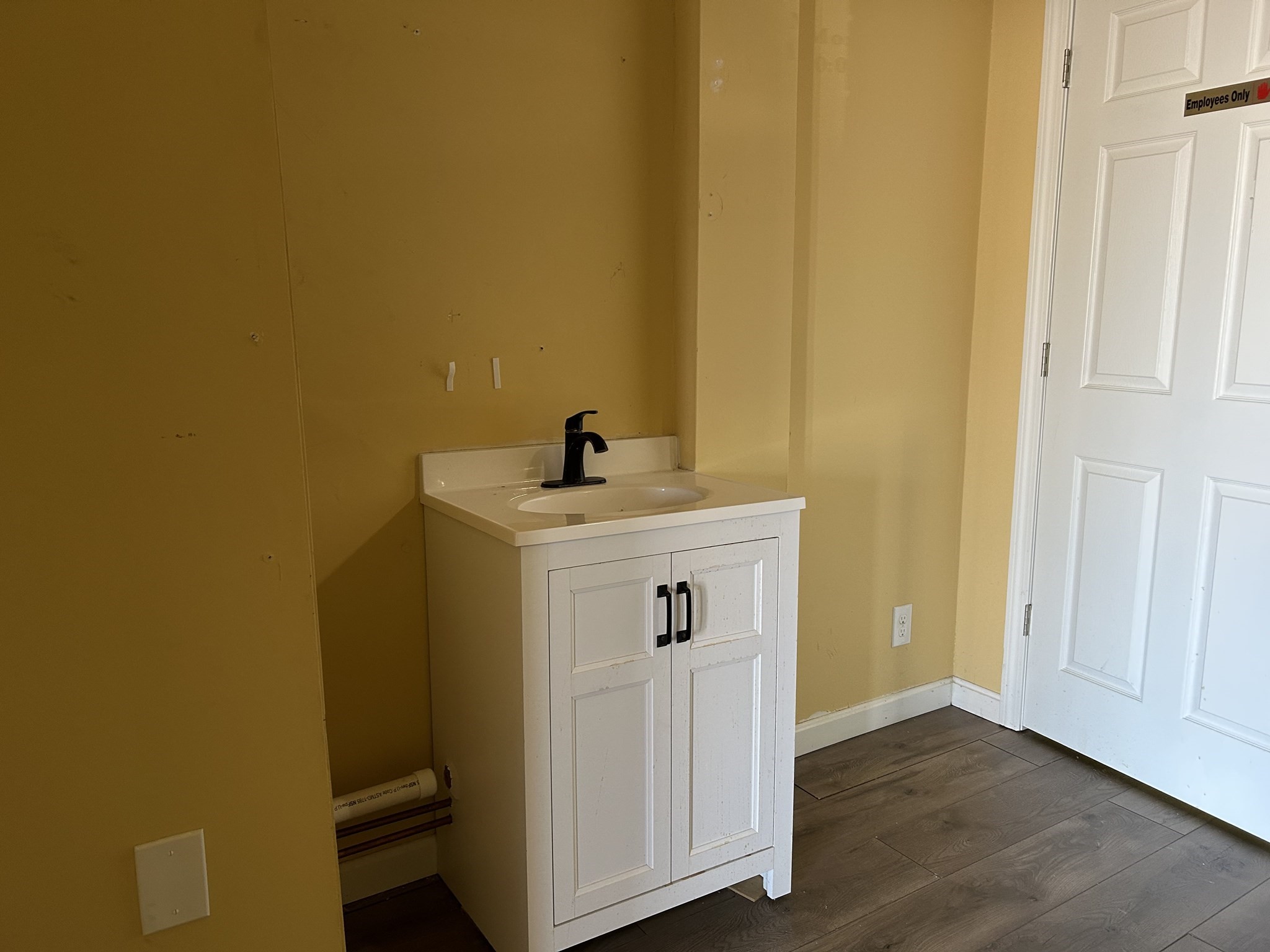 527 Nantasket Ave # B Property Photo 6