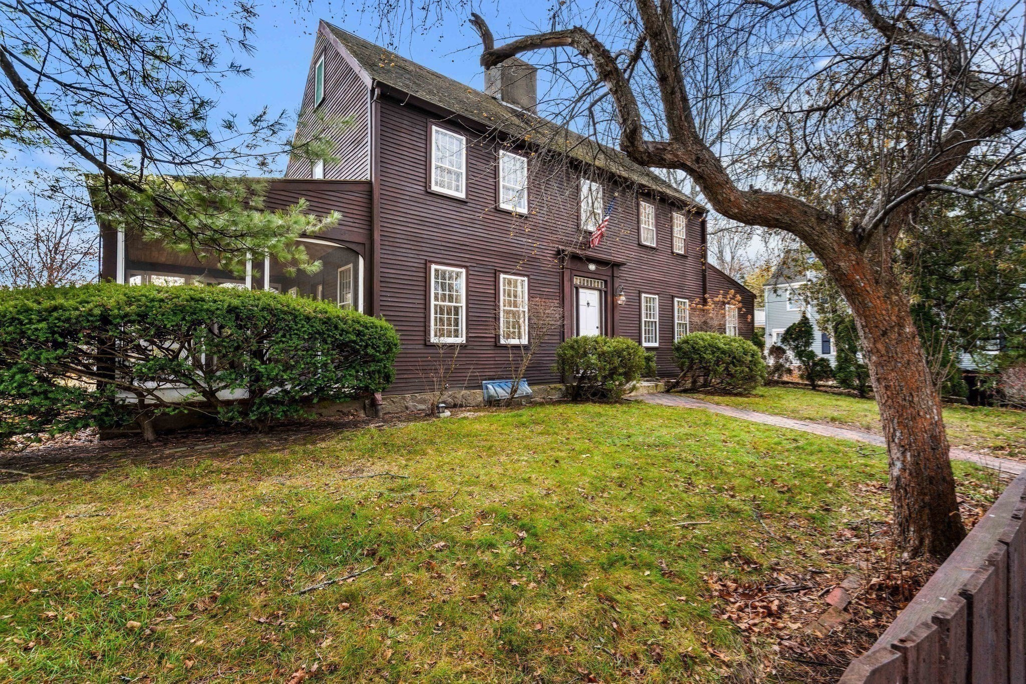 1 Jefferson St Property Photo 7
