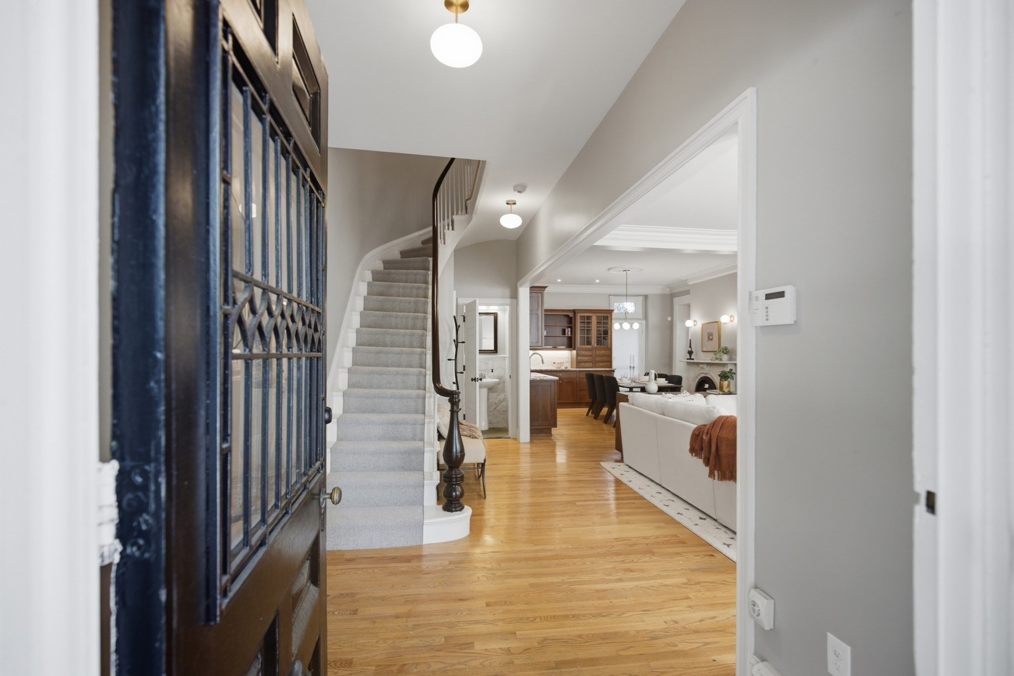 149a Bishop Allen Drive # A Property Photo 4