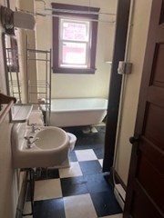 11 Conway St Property Photo 7