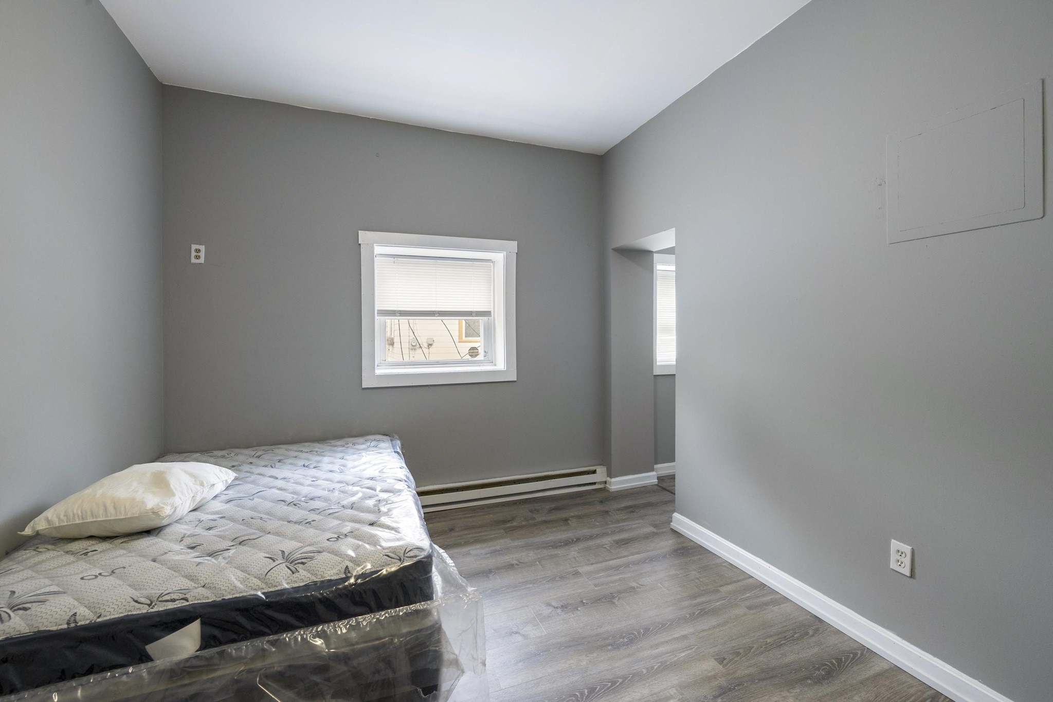 50 E Main St Property Photo 5