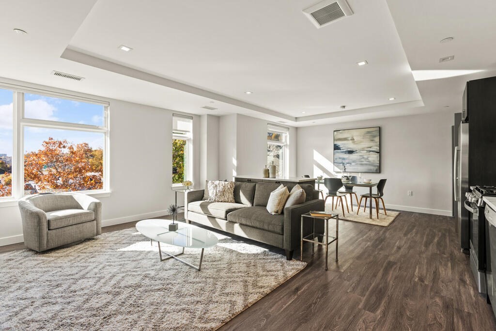 30 Collins Avenue # 000 Property Photo 13