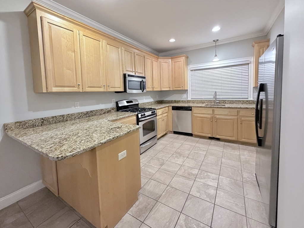 45 Meetinghouse Rd # 45 Property Photo 3