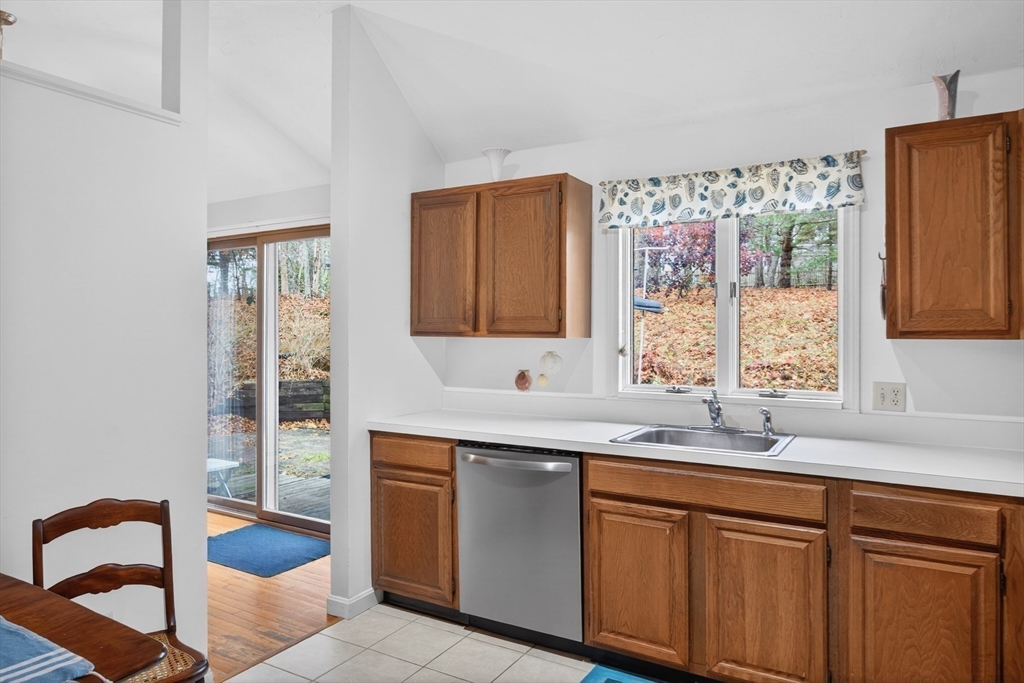 33 Duck Marsh Ln Property Photo 17