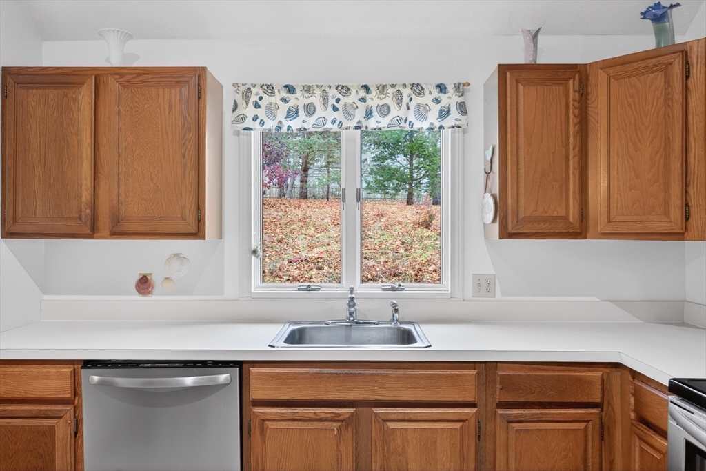 33 Duck Marsh Ln Property Photo 18