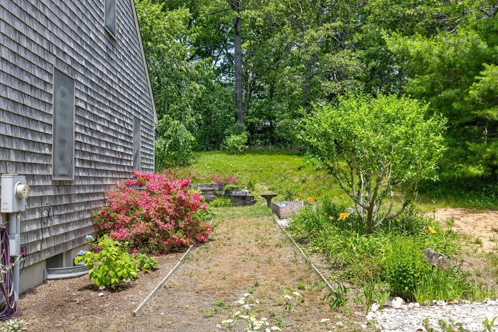33 Duck Marsh Ln Property Photo 31