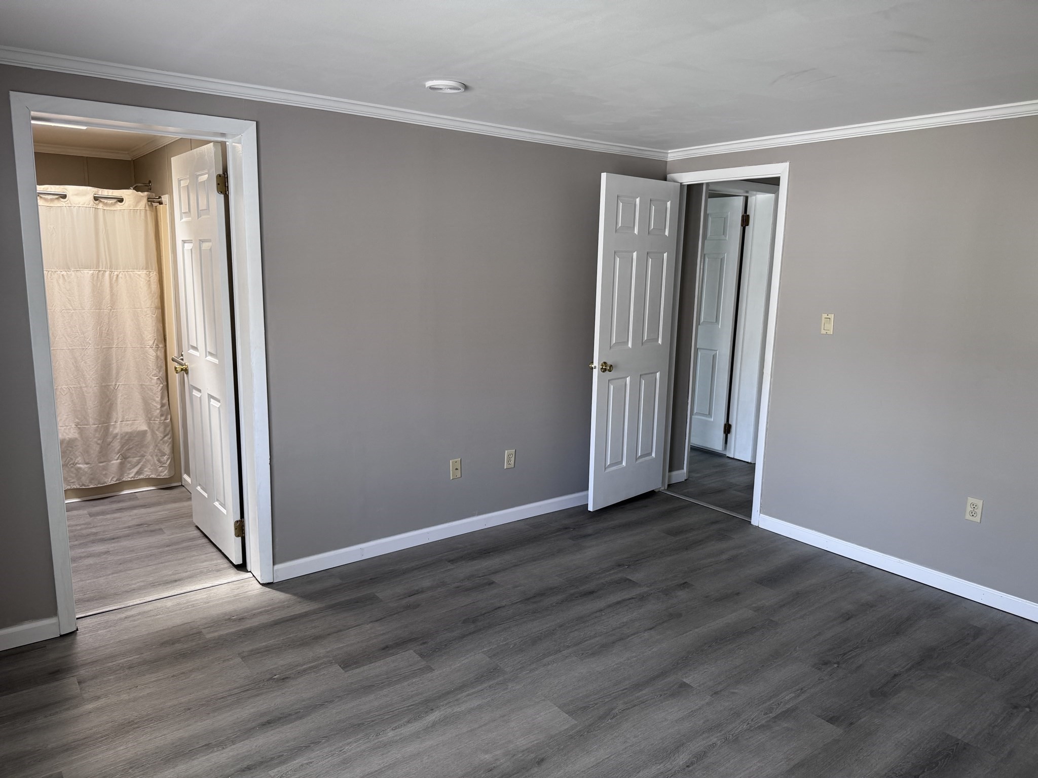 3 Round Table Rd Property Photo 14