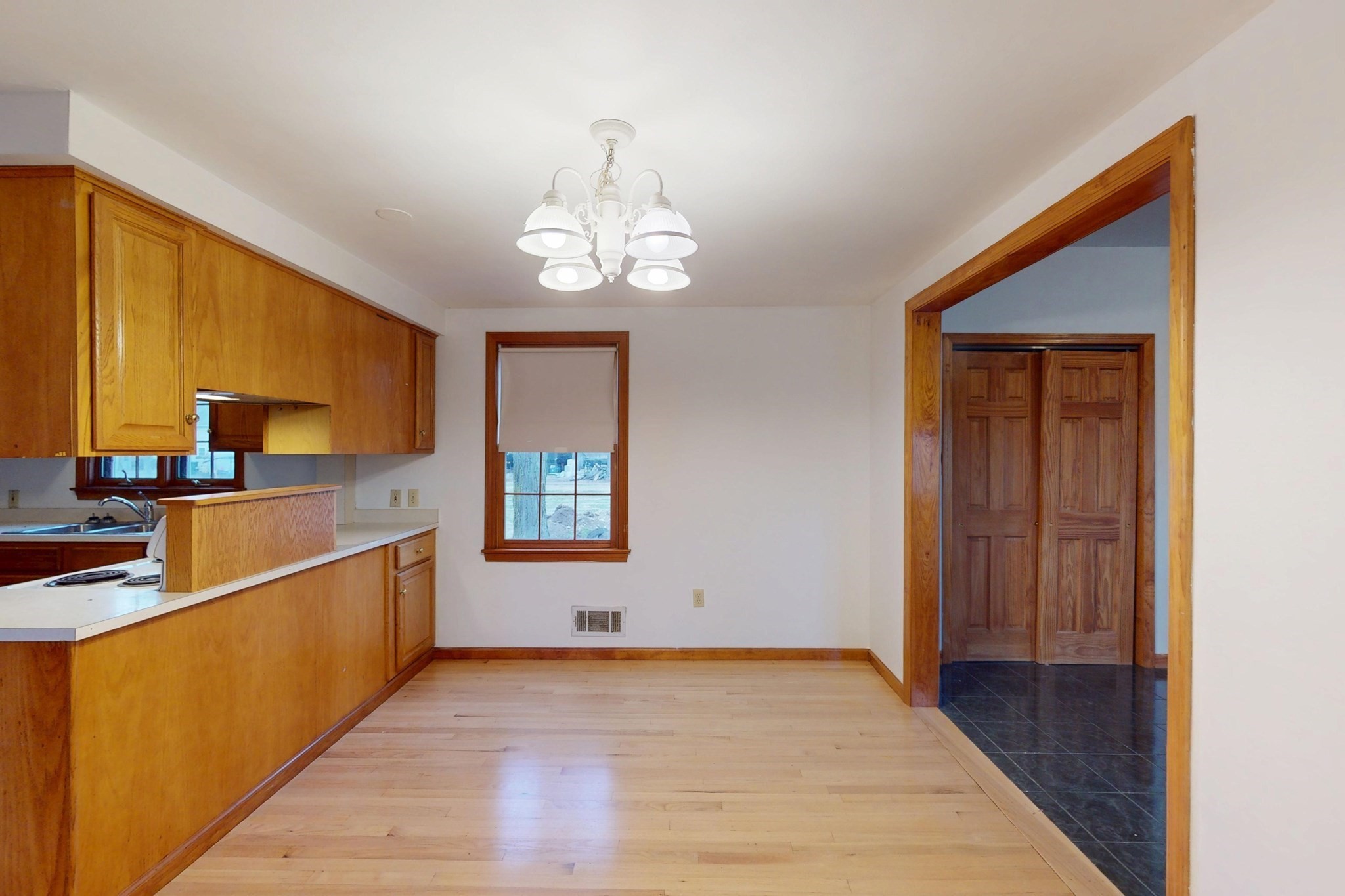 10 Depot Rd Property Photo 5