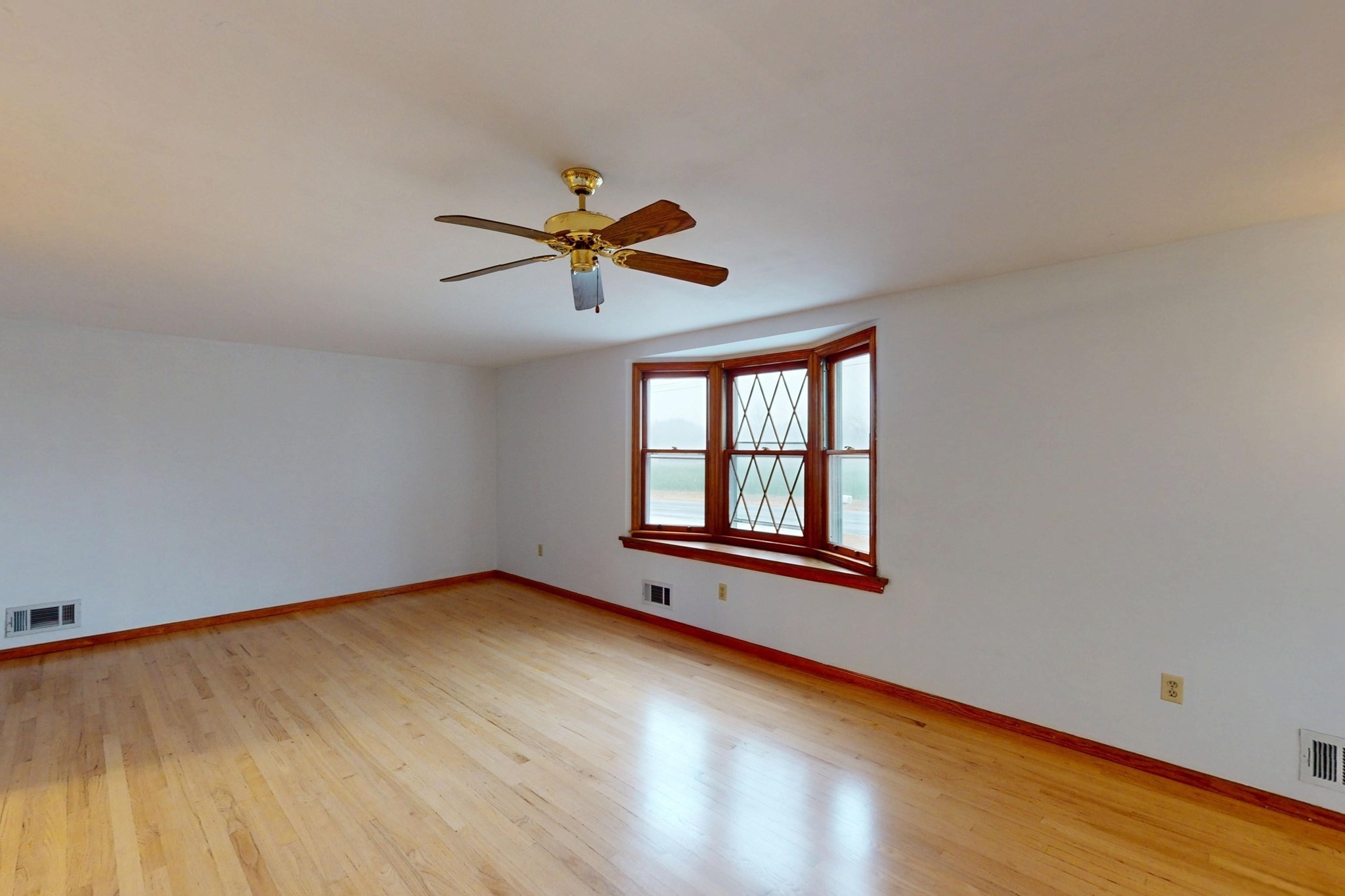 10 Depot Rd Property Photo 12