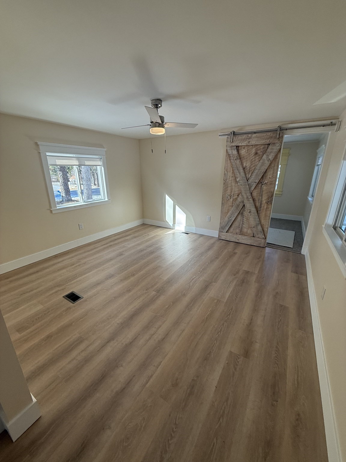 6 Center Street Property Photo 3