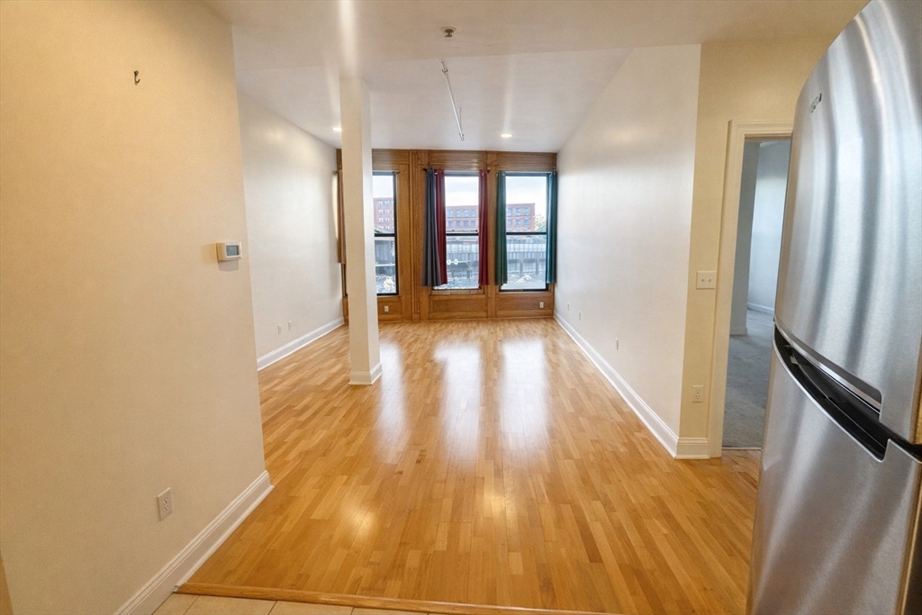 7 Central Sq # 203 Property Photo 1