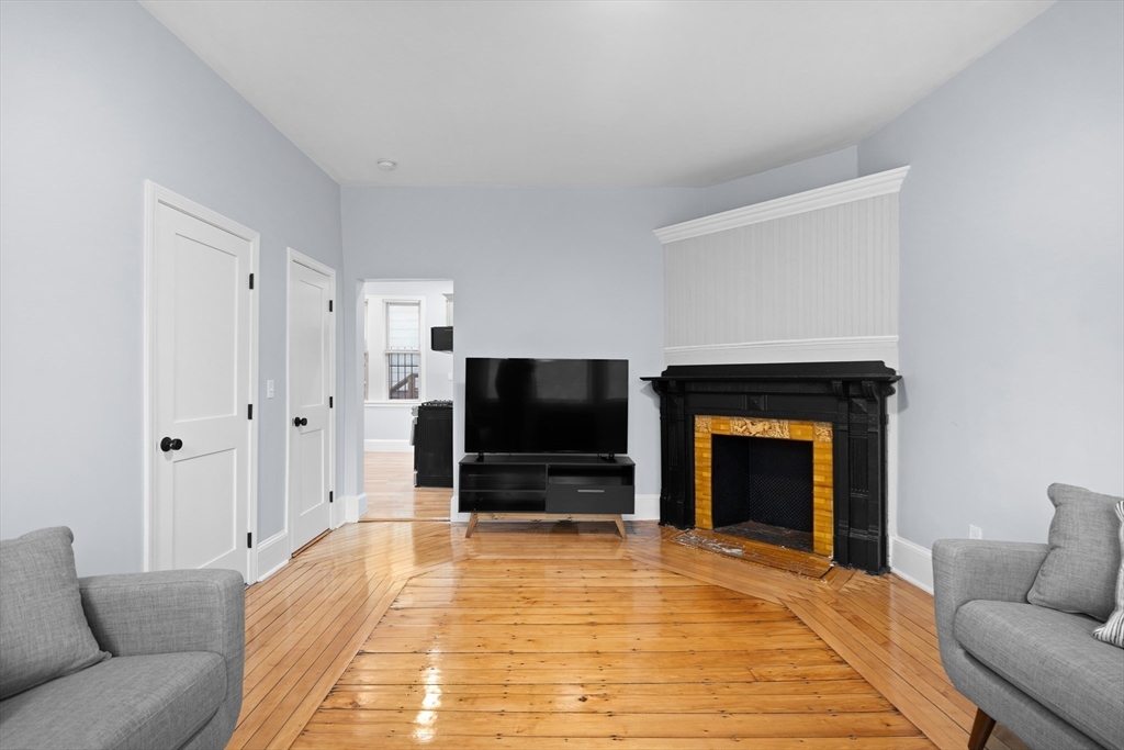 35 Cunningham Property Photo 12