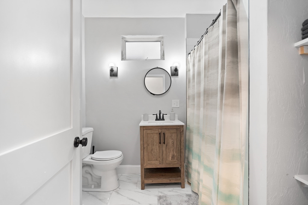 35 Cunningham Property Photo 19