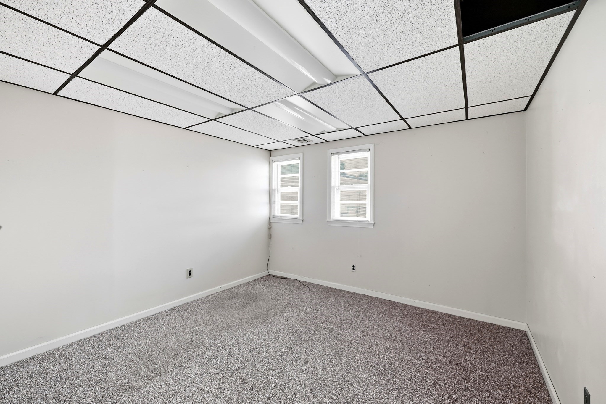 65 Maple St. Property Photo 8