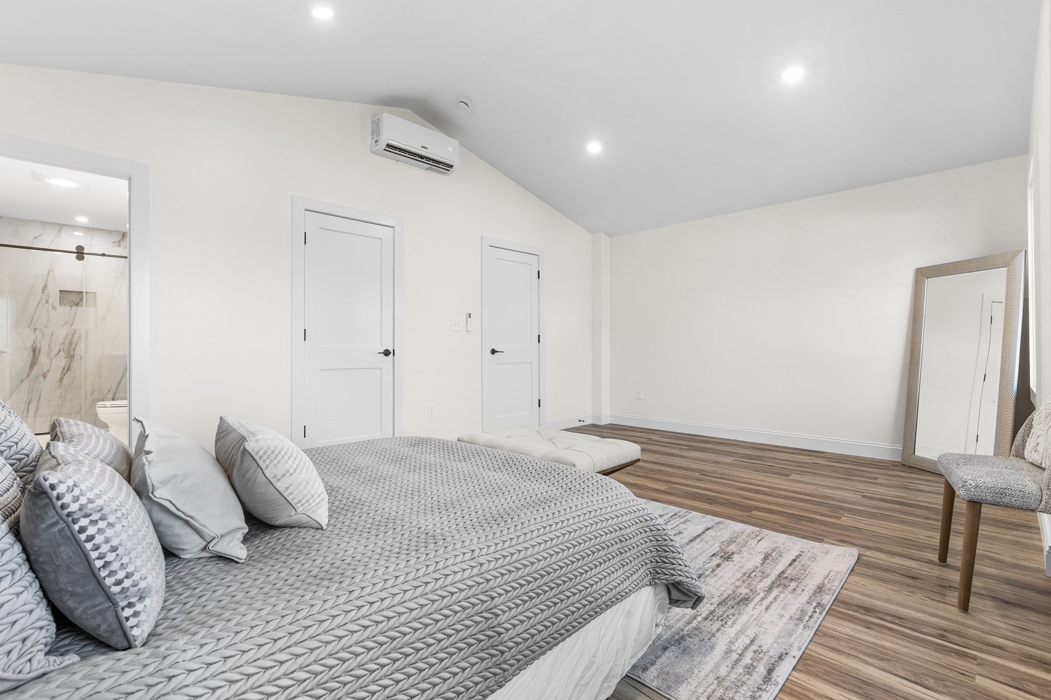 43 High St # B Property Photo 14