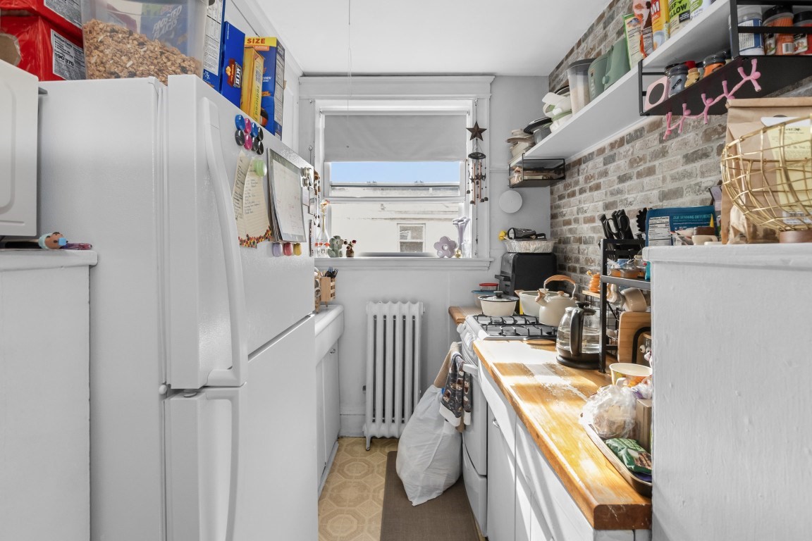 48 Tremont Street Property Photo 6