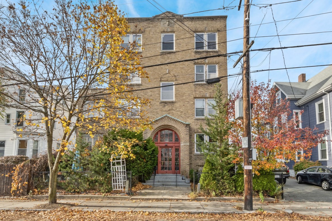 48 Tremont Street Property Photo 1