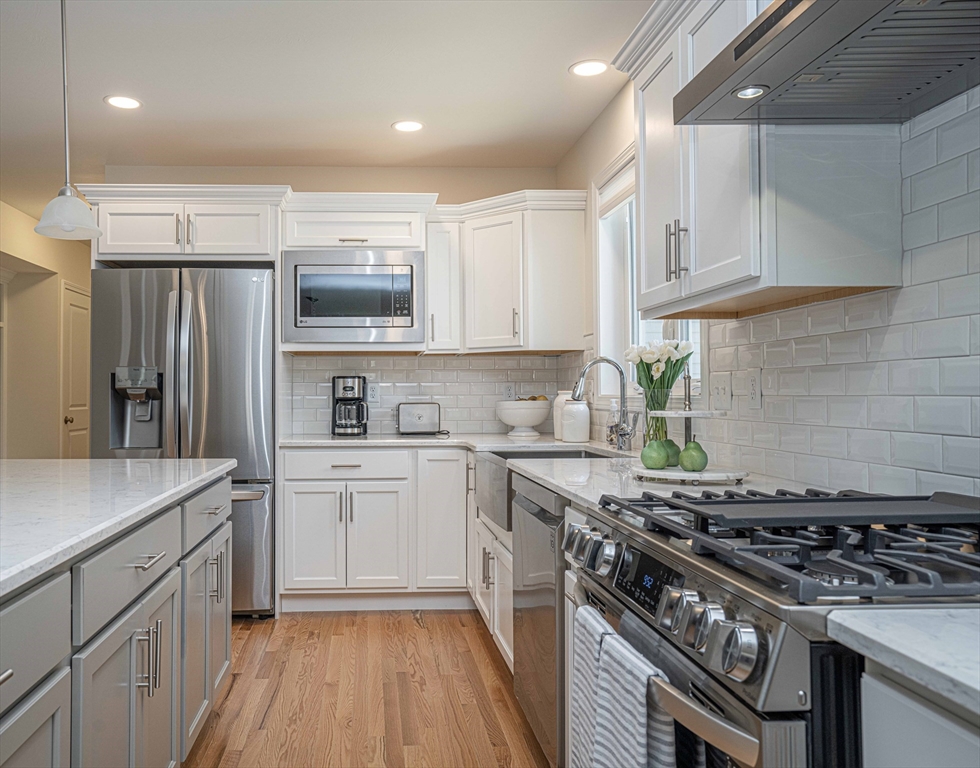 35 Spruce Street Property Photo 8